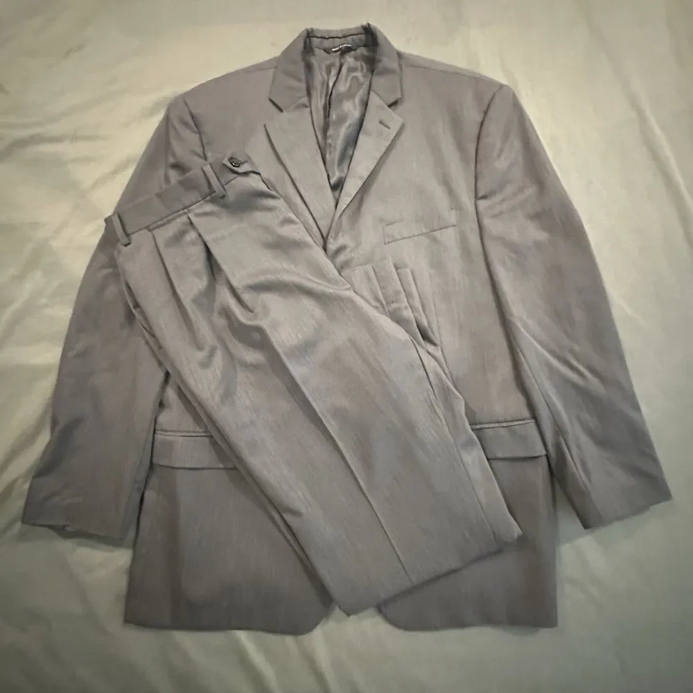 Ralph Lauren Suit Jacket Men's 48L 100% Wool 2 Piece Pleated Pants 37x30.5 Gray